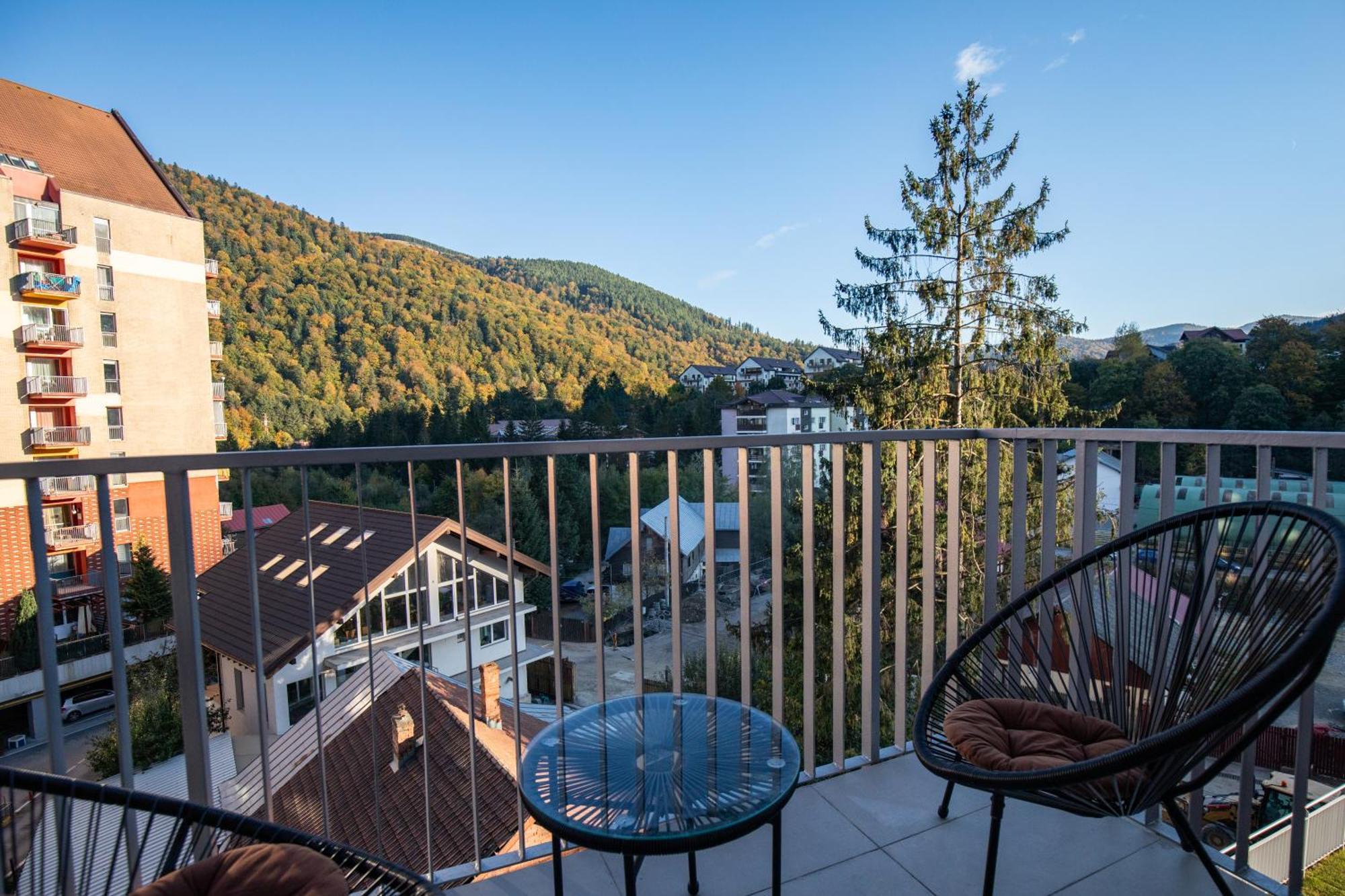 Cozy Studio 4 People With Parking Sinaia Esterno foto